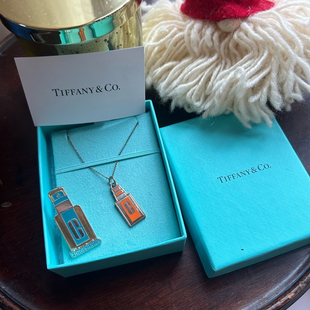 Tiffany & Co Clinique Charm Necklace